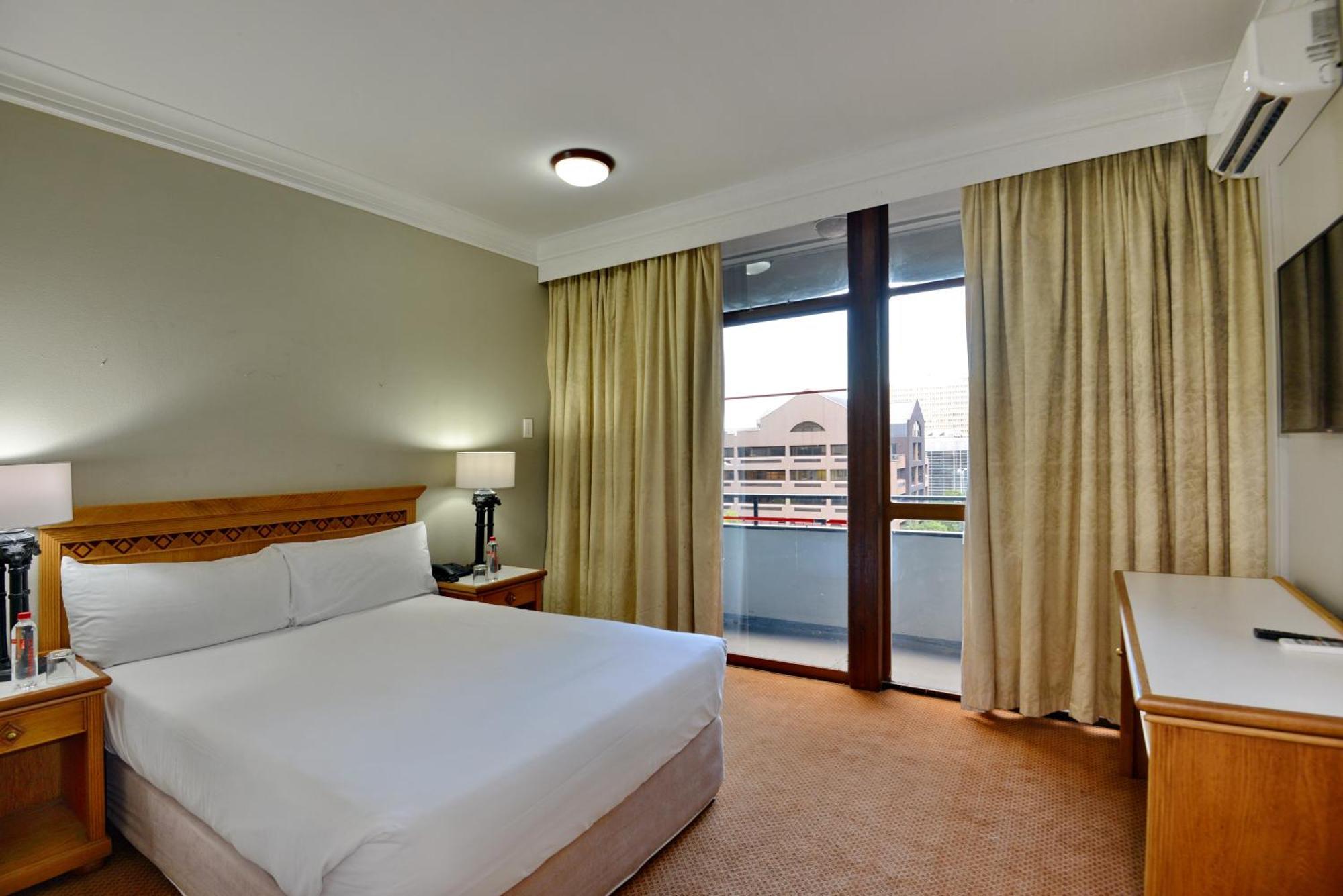 The Capetonian - Halal Hotel เคปทาวน์ ภายนอก รูปภาพ