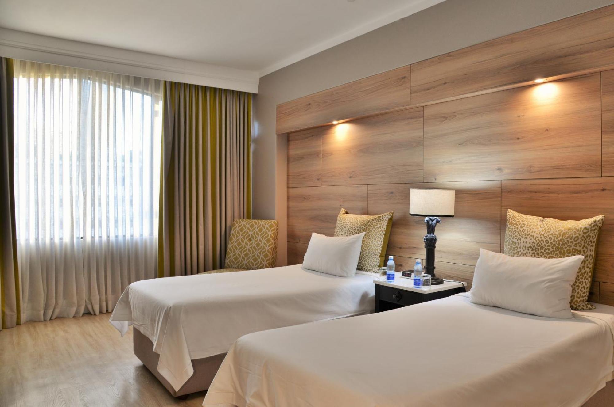 The Capetonian - Halal Hotel เคปทาวน์ ภายนอก รูปภาพ