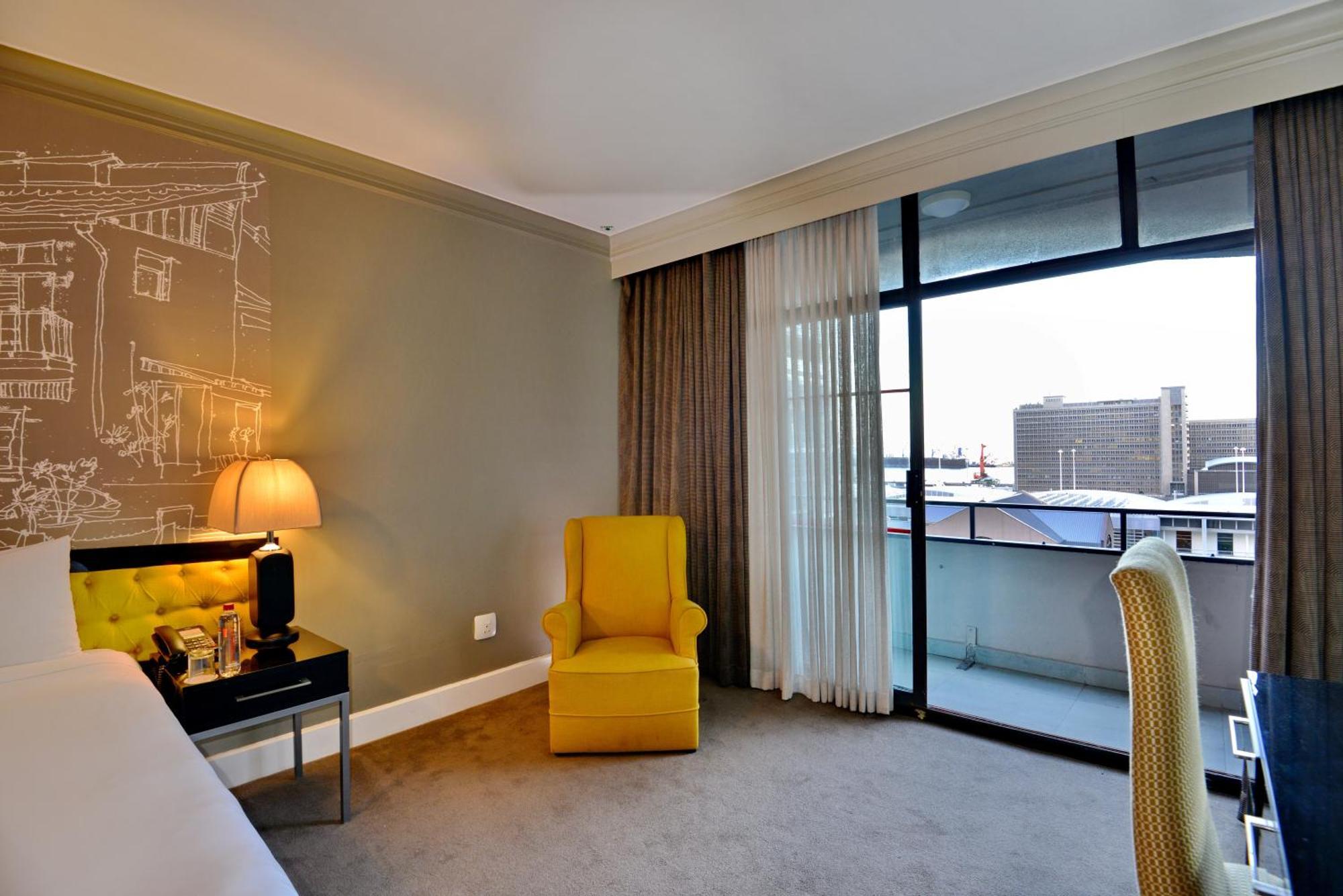 The Capetonian - Halal Hotel เคปทาวน์ ภายนอก รูปภาพ