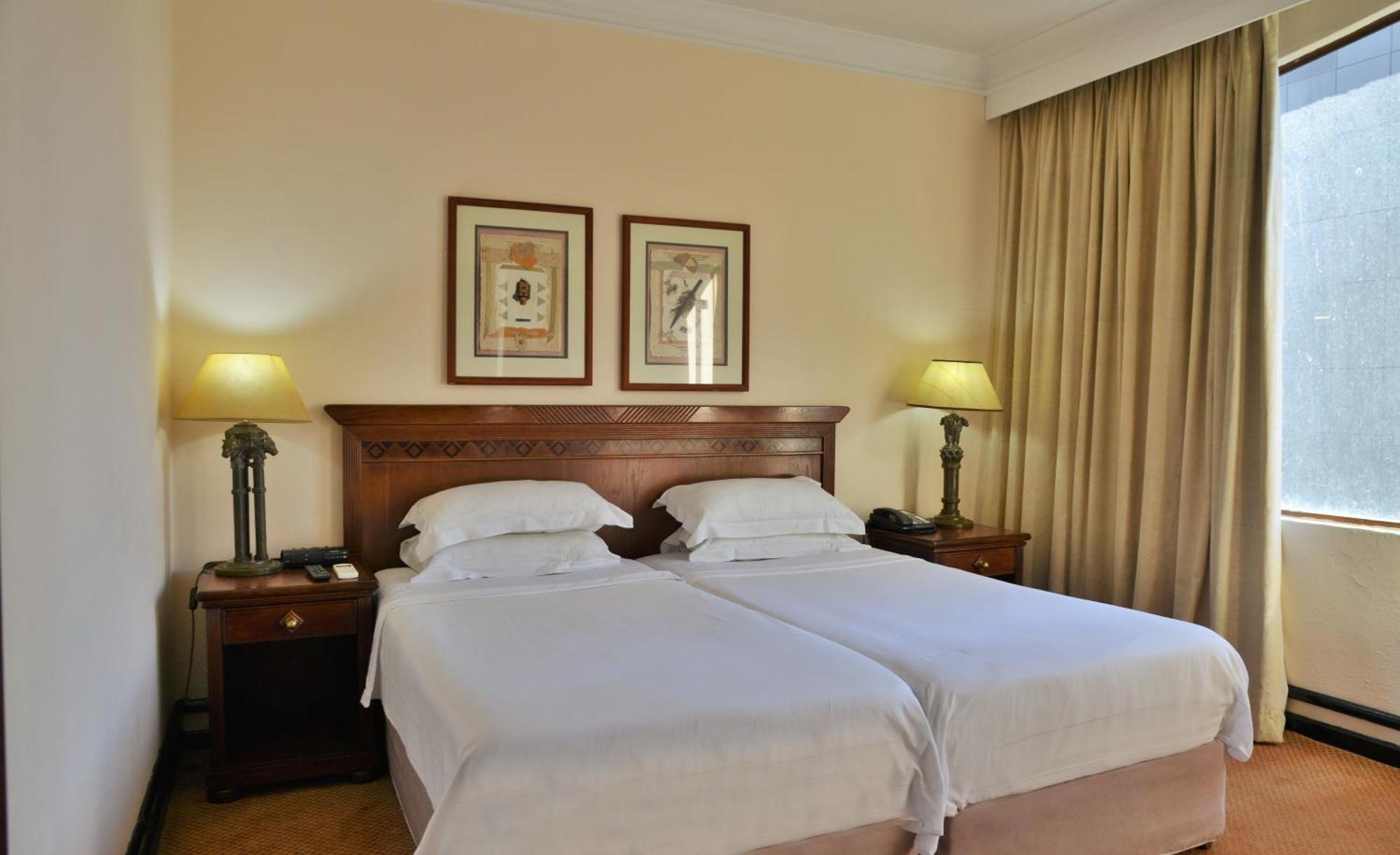 The Capetonian - Halal Hotel เคปทาวน์ ภายนอก รูปภาพ